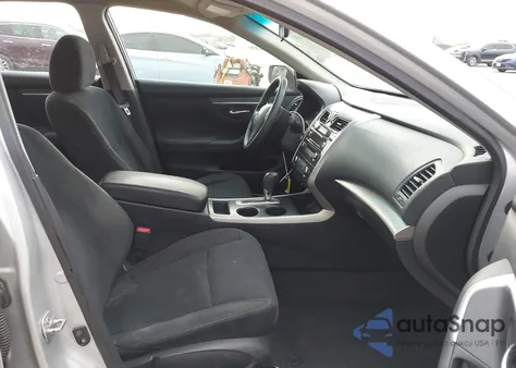 2015 Nissan Altima 2.5/2.5 S/2.5 Sl/2.5 Sv z USA, uszkodzony, nr VIN 1N4AL3AP3FC120431